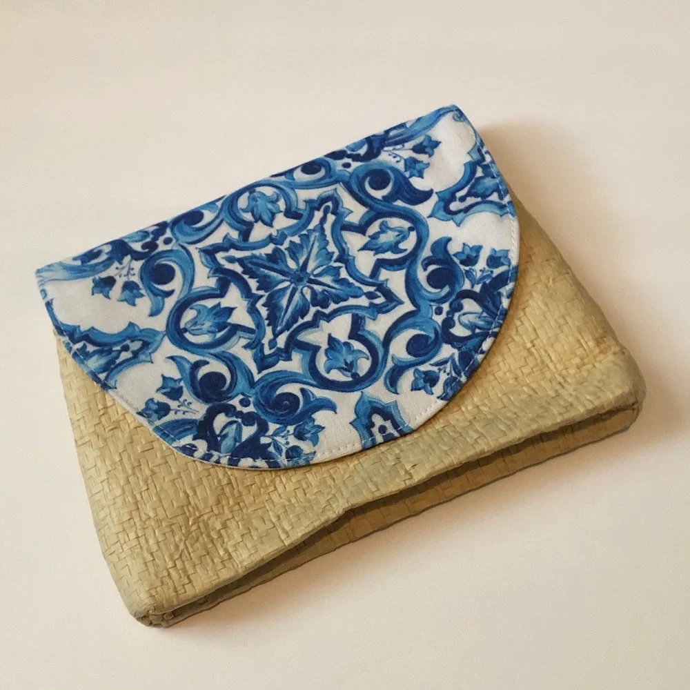 Dolce & Gabbana light blue straw clutch purse New - Picture 1 of 10